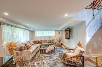 Stunning Custom 4,000 Sq. Ft. Builder's Home in Southdown - photo 24
