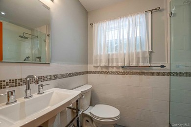 Stunning Custom 4,000 Sq. Ft. Builder's Home in Southdown - photo 25