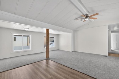This recently remodeled 3 Bedroom, 2 Bath manufactured home is - photo 5