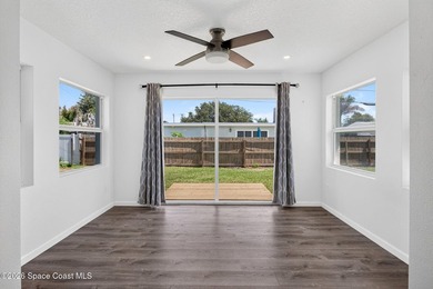 Enjoy the best of coastal living in this versatile newly - photo 4