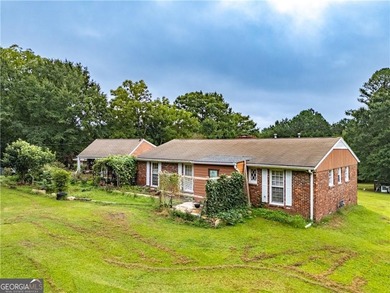 (private lake, pond, creek) Home For Sale in Atlanta Georgia