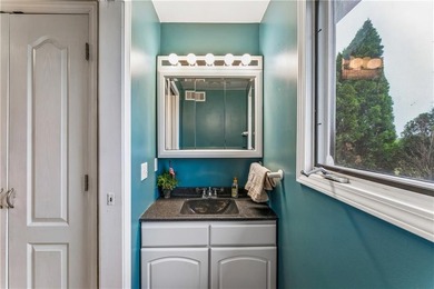 Enjoy peaceful country living in this spacious 4-bedroom, 3 - photo 33