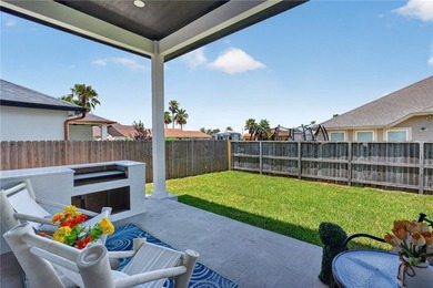 Built by a designer-focused builder known for creating - photo 34