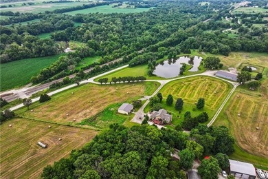 Enjoy peaceful country living in this spacious 4-bedroom, 3 - photo 47