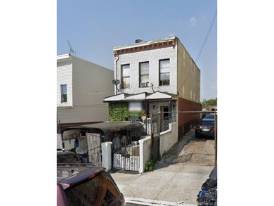 Excellent 2 Family Brick house, featuring 3 Bedrooms, 1 Bathroom - photo 1