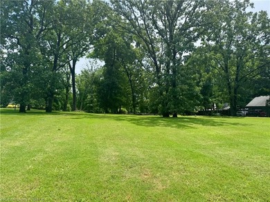 Riverfront Lot in Exclusive Gated Cobble Hill Hideaway - - photo 4