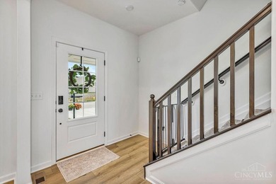 Beautiful, trendy 1 yr old home with curb appeal and a fenced - photo 5
