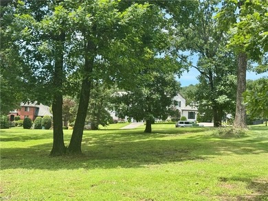 Riverfront Lot in Exclusive Gated Cobble Hill Hideaway - - photo 6