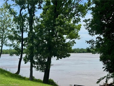Riverfront Lot in Exclusive Gated Cobble Hill Hideaway - - photo 8