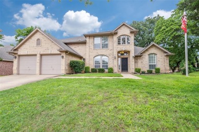 Lake Grapevine Home For Sale in Grapevine Texas