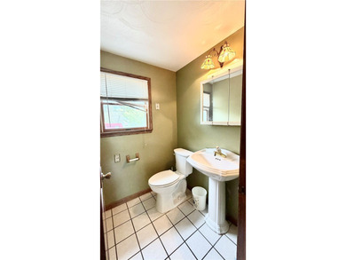 This 5 Bedrooms and 2.5 Bath home w/ in-law setup is located on - photo 9