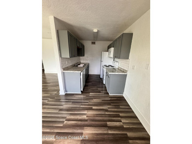 Great Value and earningspletely remodeled and updated. $6000 a - photo 6