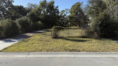 Great place to build your new home just 2 blocks from the beach - photo 1