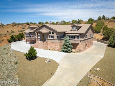 Custom home that is approximately 6784 sqft, with a gated - photo 2