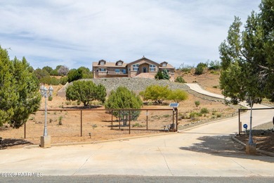 Custom home that is approximately 6784 sqft, with a gated - photo 3