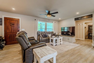 STOP! Call the listing agent to get priority access, built-in - photo 4