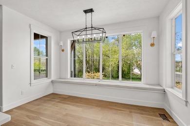 Beautiful newer home on a large lot with numerous custom - photo 13