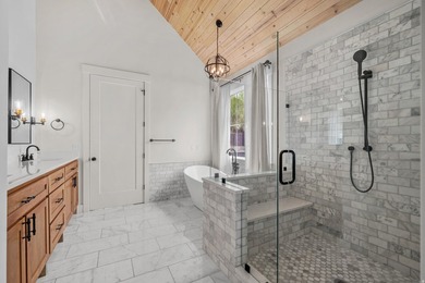 Beautiful newer home on a large lot with numerous custom - photo 17