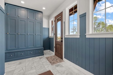 Beautiful newer home on a large lot with numerous custom - photo 21