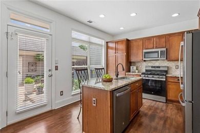 Welcome home to this stunning 2-story townhome in sought after - photo 7