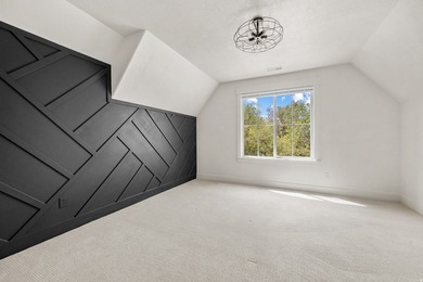 Beautiful newer home on a large lot with numerous custom - photo 28