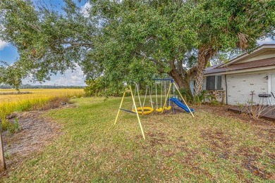 Welcome to this beautifully renovated 4-bedroom, 3-bath home in - photo 44