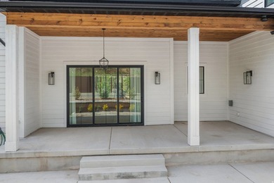 Beautiful newer home on a large lot with numerous custom - photo 48