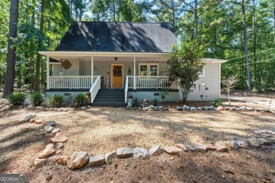 Lake Home For Sale in Eatonton, Georgia