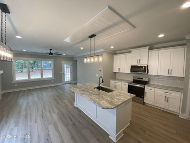 Exceptional new construction built by excellent local builder - photo 3