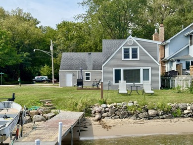 MOTIVATED SELLER! NO WATER INTRUSION DURING FLOODS! Waterfront - photo 4