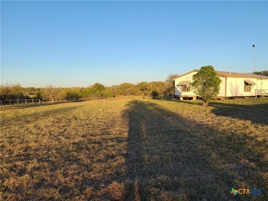 Lake Acreage For Sale in Lockhart, Texas