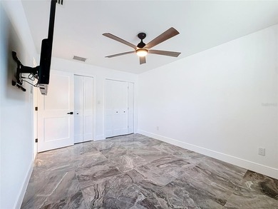 Welcome to PARADISE in the highly sought-after Island Way - photo 27