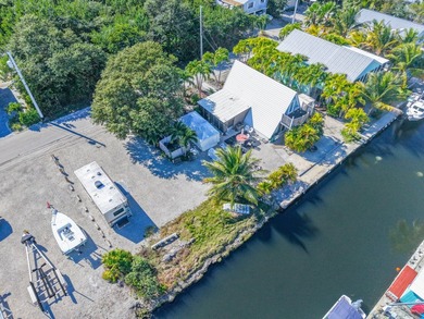 Nestled in the heart of Big Pine Key, this charming A-frame home - photo 40