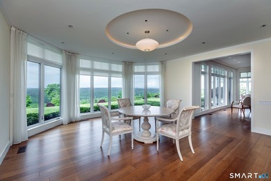 On Top of the World. Unparalleled Estate with complete privacy - photo 12