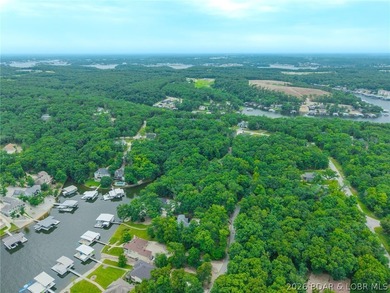 Embrace the ultimate lakefront lifestyle at Porto Cima on this - photo 20