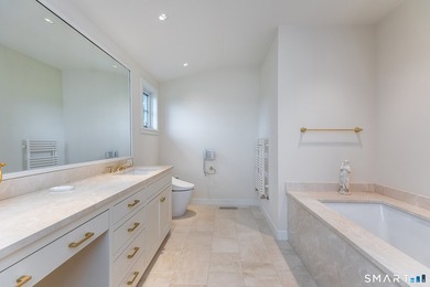 On Top of the World. Unparalleled Estate with complete privacy - photo 22