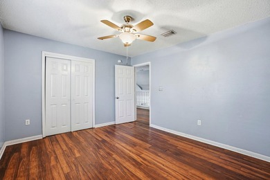Beautifully appointed 4 bedroom and 2.5 bath Shalimar home - photo 24