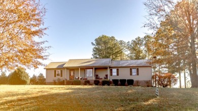 Lake Home For Sale in Hopkinsville, Kentucky