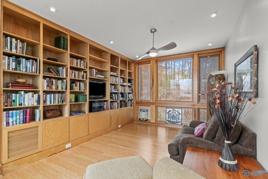 Amazing architect-designed waterfront home w/ 2 slip boathouse - photo 19