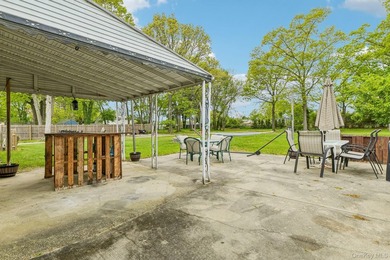 This awesome four bedroom, two bath ranch with circular driveway - photo 23