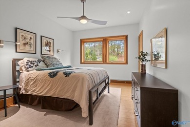 Amazing architect-designed waterfront home w/ 2 slip boathouse - photo 23