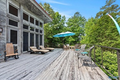 Amazing architect-designed waterfront home w/ 2 slip boathouse - photo 39