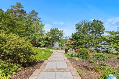 Amazing architect-designed waterfront home w/ 2 slip boathouse - photo 41