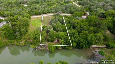 (private lake, pond, creek) Lot For Sale in Seguin Texas
