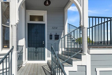 Charming Remodeled Duplex in Prime Location With attractive - photo 3