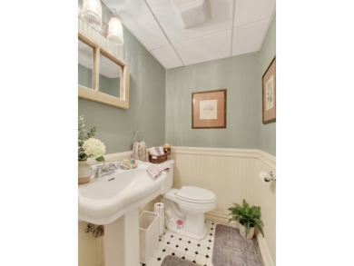 Exceptional home located in a private cul-de-sac! - photo 35