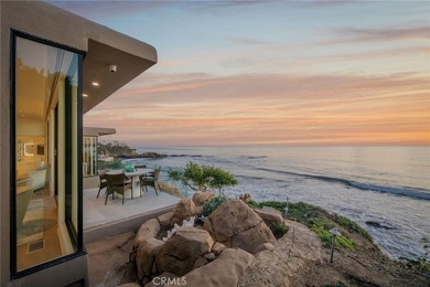 An extraordinary example of contemporary Chris Abel-designed - photo 1