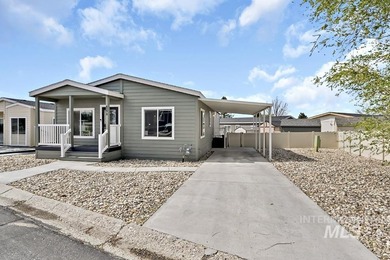 Welcome to effortless living in a desirable Boise area with easy - photo 4