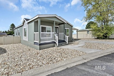 Welcome to effortless living in a desirable Boise area with easy - photo 5