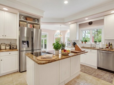 Exceptional home located in a private cul-de-sac! - photo 8